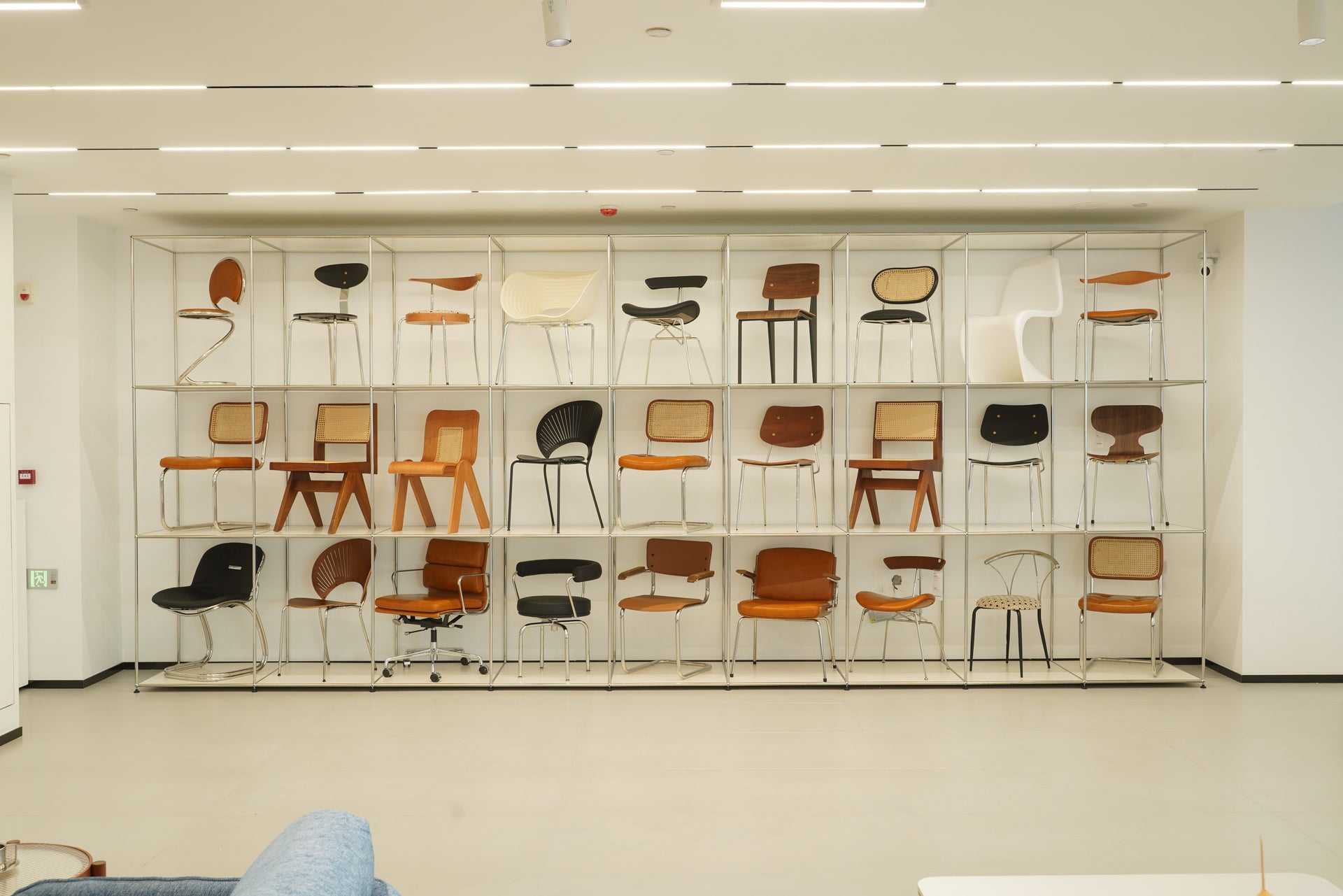 UF Chairs & Stools