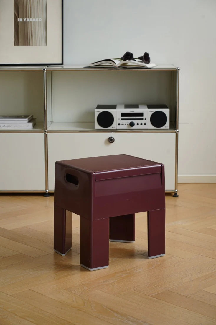 UF My Magic Storage Stool