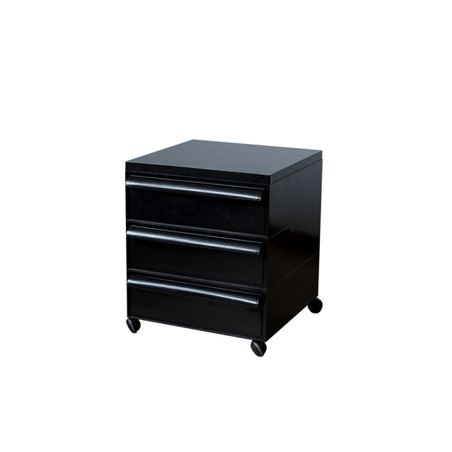 UF Pull Me Close Mobile Storage Containers