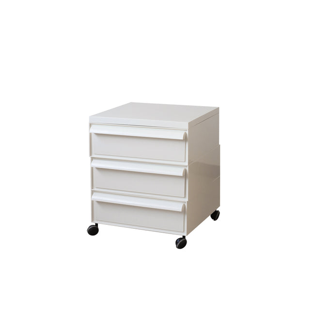 UF Pull Me Close Mobile Storage Containers