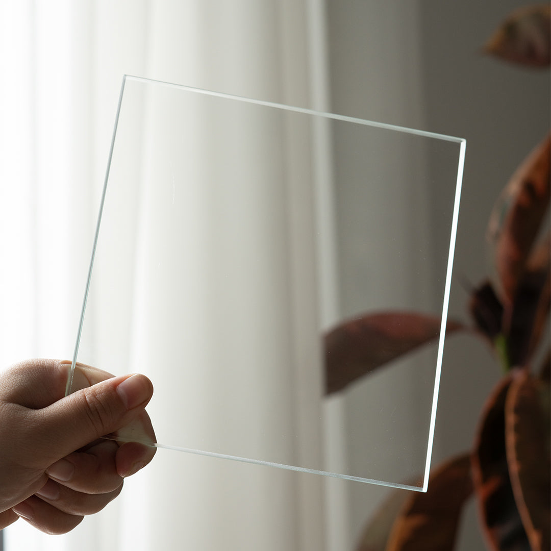 UF Nexus Tempered Glass Panel