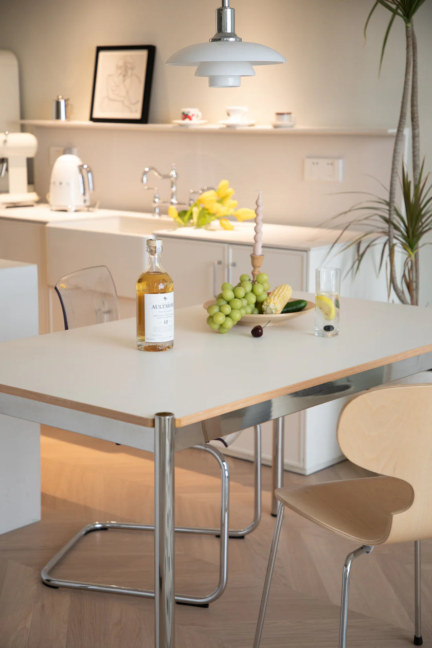 UF Nexus Executive Dining Table