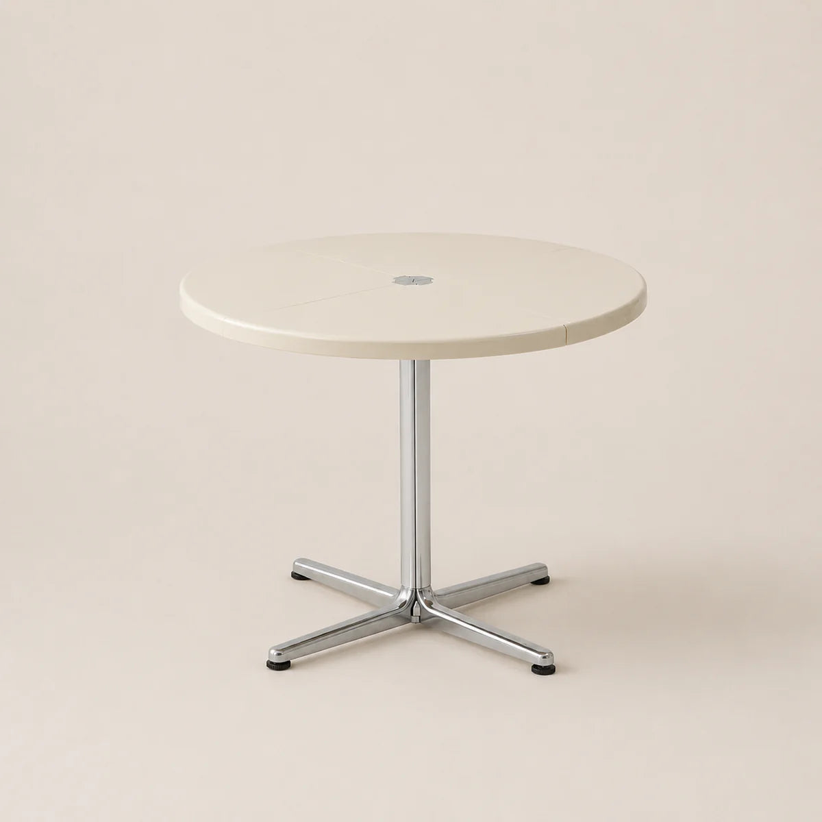 UF Fold My World Round Table