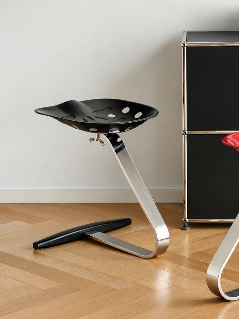 UF Graceful Pause Swaying Dancer Stool