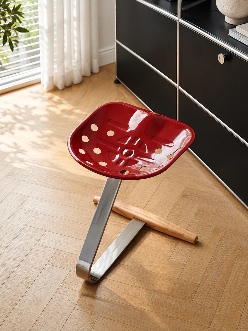 UF Graceful Pause Swaying Dancer Stool