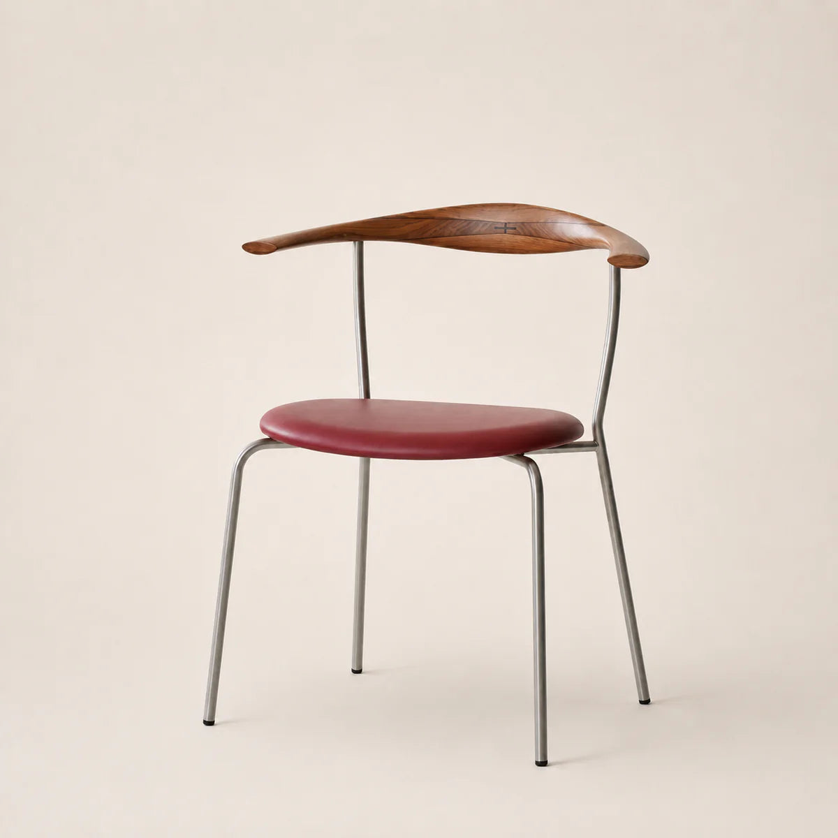 UF Nordic Floating Curve Chair