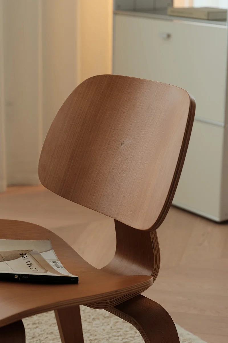UF Plywood Lounge Chair