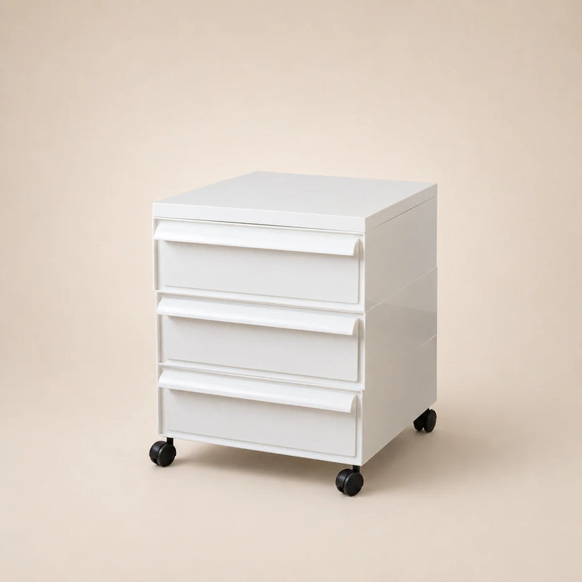 UF Pull Me Close Mobile Storage Containers