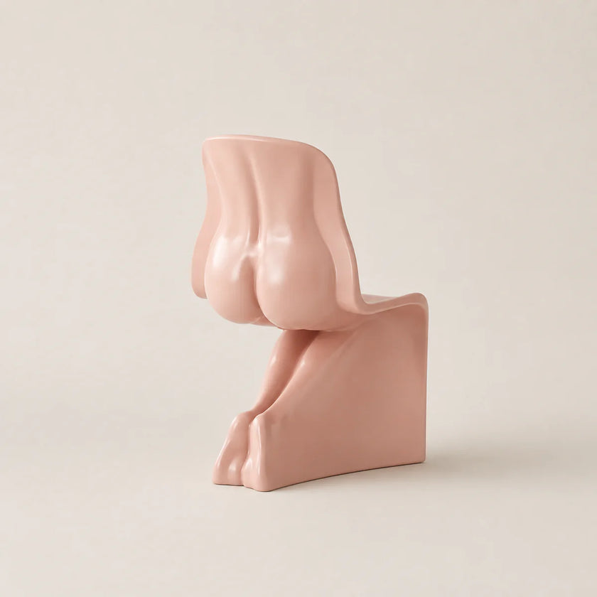 UF Sculpt Your Pure Essence Chair
