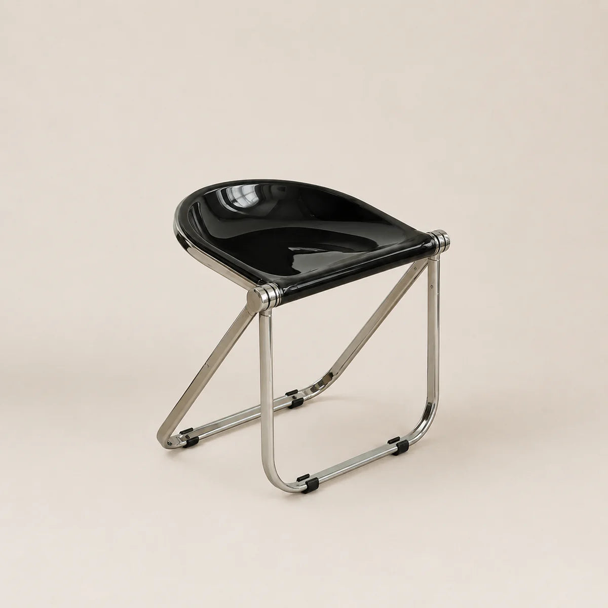 UF Unfold My Charm Stool