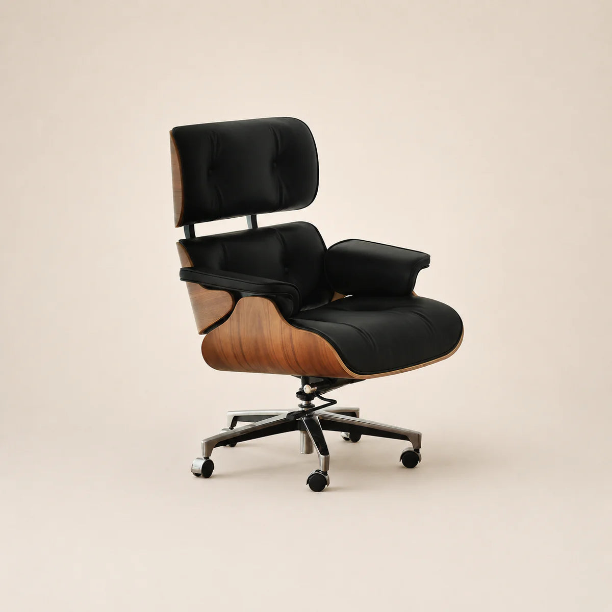UF Your Timeless Confidant Lounge Chair
